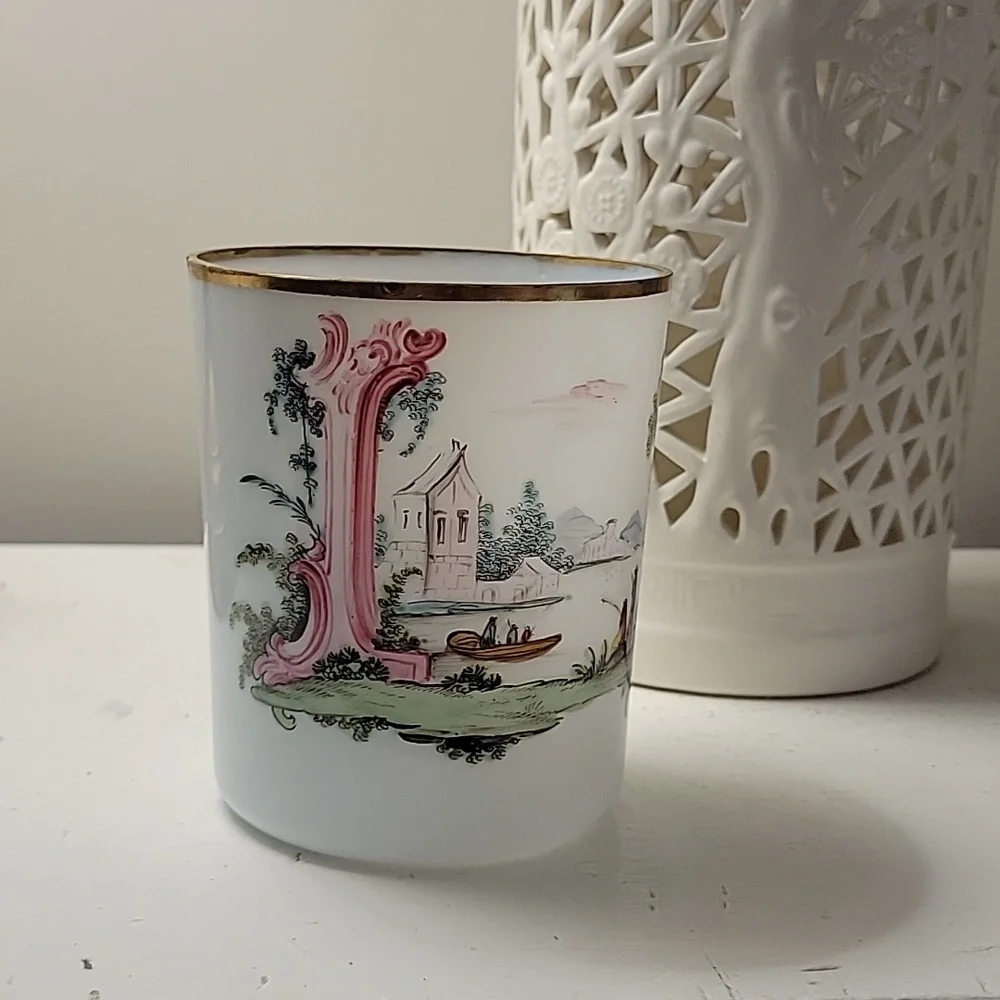 White Milk Glass, Decorative Scene - Picture 2 of 7